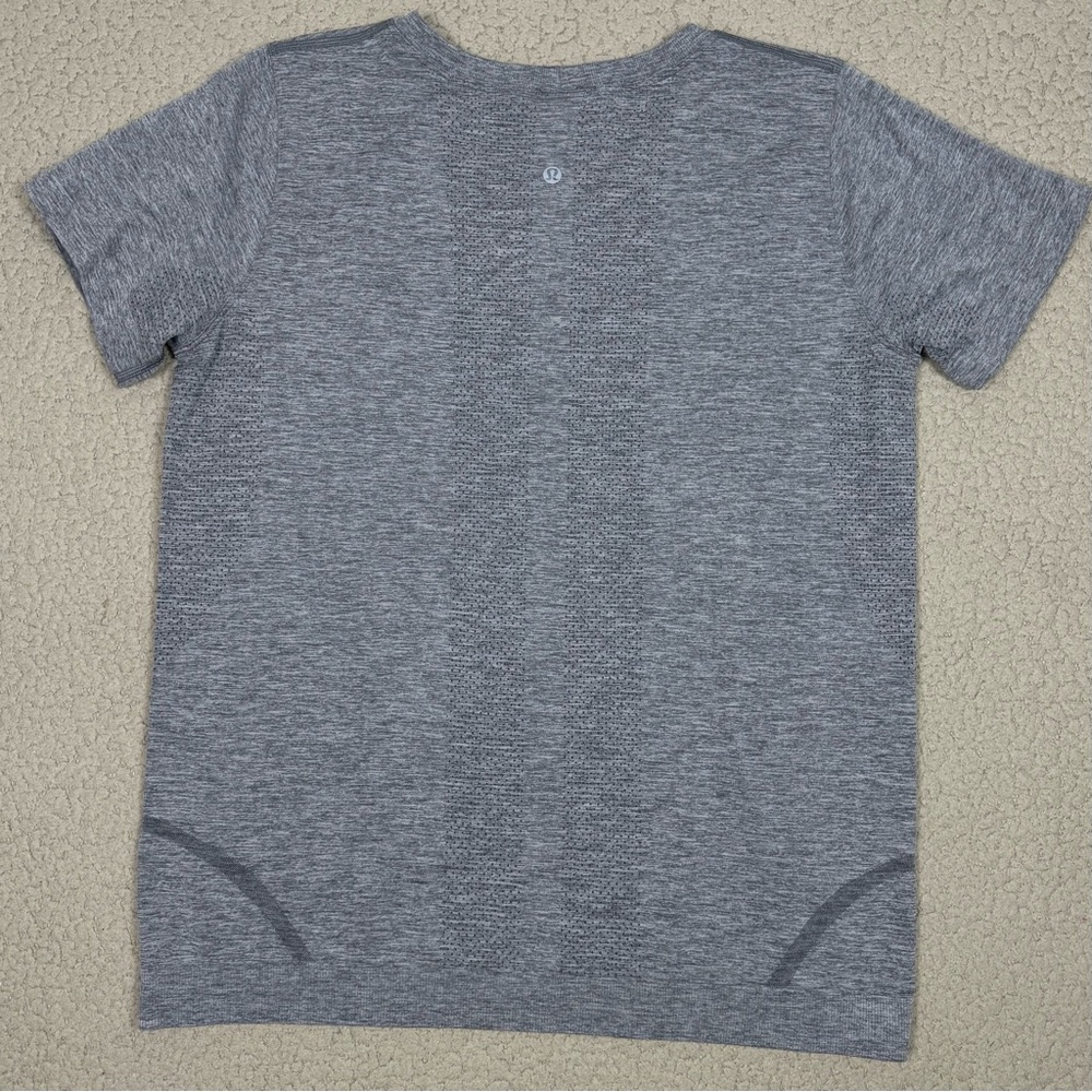 Lululemon Swiftly Relaxed Short Sleeve - Picture 2 of 5